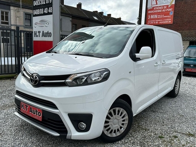 Toyota proace 2.0 D4d /euro6b/leer/airco/3 places !!