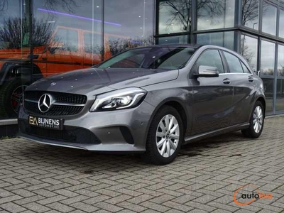 Mercedes-Benz A 180 d Style / LED / Camera / Airco / Navigatie