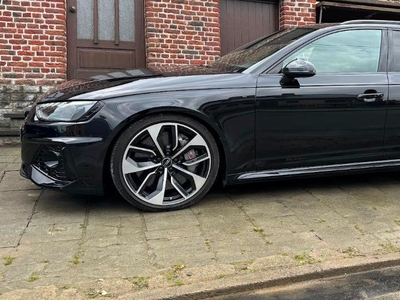 AUDI RS4 Avant V6 Quattro Tiptronic - UTILITAIRE