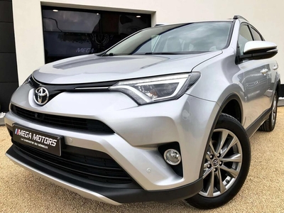 Toyota RAV4 2.0 D-4D 143CV ! LOUNGE ! 1ER MAiN ! ETAT NEUF