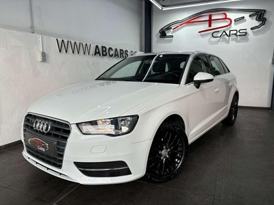 Audi A3 Sportback 1.6 TDi * SPORT * GARANTIE 12 MOIS*