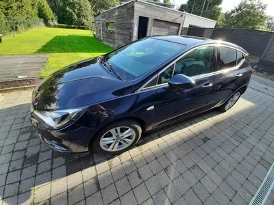 auto opel astra+