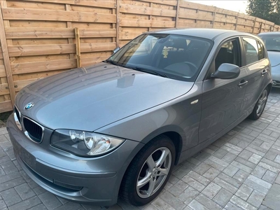 BMW 116i 2010 Facelift Benzine - Cruise - Digital Airco