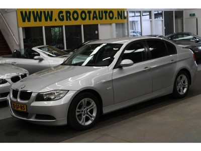 BMW 3 Serie 318i Airco, Trekhaak, Cruise control, Stuurbekrachtiging