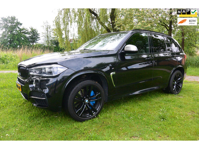 BMW X5 M50d*virtual*hud*panorama*soft close*camera