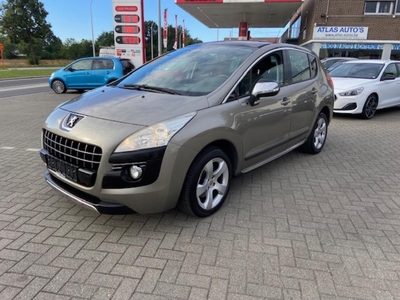 Peugeot 3008 Benzine! Airco Navi Pano PDC Cruise Trekhaak!