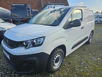 Peugeot Partner 1.5HDI CRUISE AIRCO PDC 3 ZITPLAATSEN