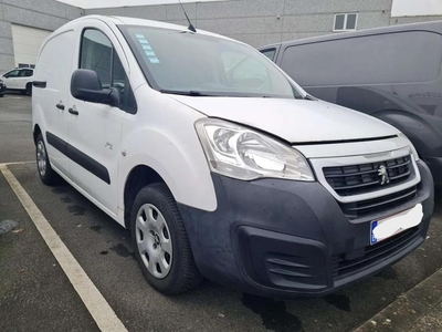 Peugeot Partner 1.6 BlueHDi * 3 pl * A/C * V/E * (bj 2017)