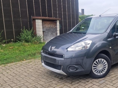 Peugeot Partner 1.6 HDI van 2015, met 170.000kms