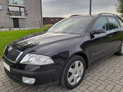 ☆ Skoda Octavia break 1.9 TDi (1Z -105pk) amper 111.000km !!