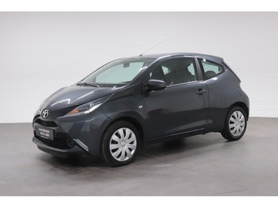 Toyota Aygo 1.0 x-play Toyota Aygo X-Play 1.0 VVT-i