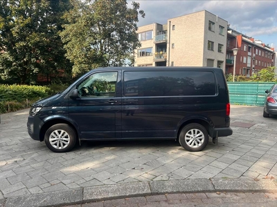 Volkswagen Transporter 2022 met 10000km automaat 2l diesel