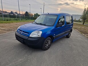 Citroën berlingo 1.4i benzine 5 zitplaatsen gekeurd car-pass