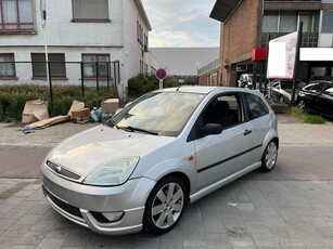 Ford Fiësta 1.3i Benzine ZO MEENEMEN