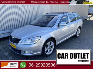 Škoda Octavia Combi 1.2 TSI Elegance Half Leer, A/C, Stoelvw, CC, Multimedia, Navi, Schuif/Kantel, LM, nw. APK – Inruil Mogelijk –