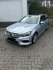 Mercedes Benz Classe E220d Pack Amg