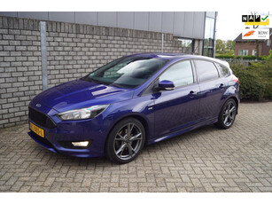 Ford Focus 1.5 ST-Line 5 Deurs 150 PK Navi Clima Apple Carplay Cruise Inparkeer Systeem 2x PDC SportstoelenLMV 18 Inch ENZ NL Auto