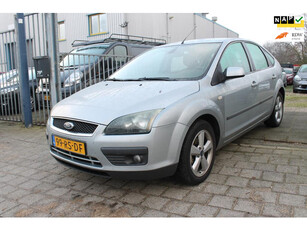 Ford Focus 1.6-16V Futura