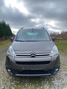 CITROEN BERLINGO 1.2 essence 80483 km - 03/2017 - 81kw110pk