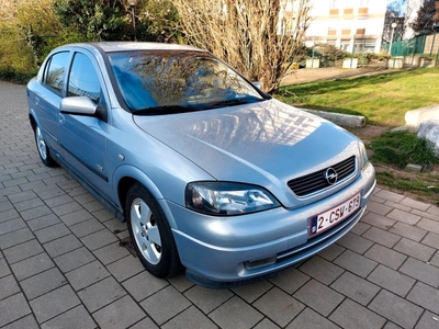 Opel Astra 1.4i met keuring