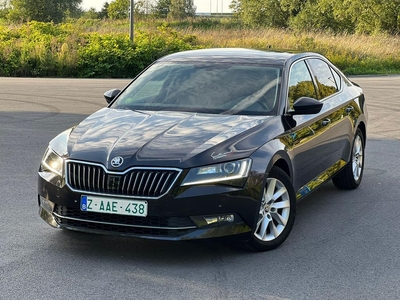 Skoda Superb Élégance 1.6TDI 120PK DSG Navi - Leder - Euro 6