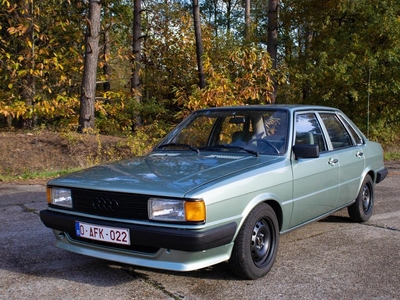 Audi 80 b2 type81 1.6 benzine gerestaureerd 106dkm moet weg