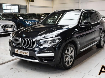 BMW X3 2.0iAS xDrive30e PHEV - LEDER / NAVI / TREKHAAK