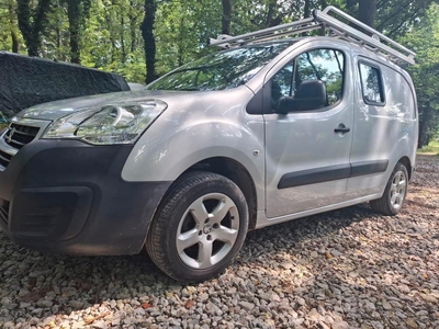 Te koop: Peugeot Partner 1.6i LICHTE VRACHT