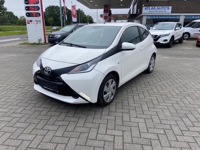 Toyota Aygo Benzine! Airco Camera Cruise! 84.000 KM!