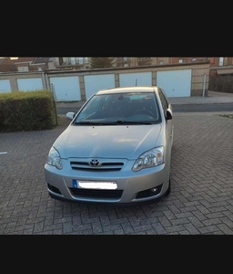 Toyota corolla 1.6 vvti AUTOMATIQUE