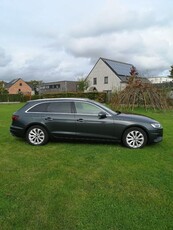 Audi A4 Avant S-tronic TFSI 35