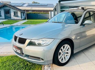 BMW 318i Touring * 94.000 km * automatic * benzine *