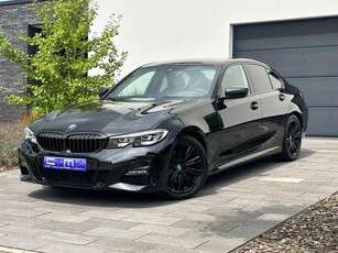 BMW 320 iAS M-Sport Pack met vele extra optie's!