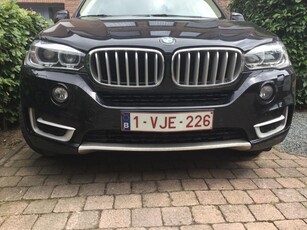 BMW X5 s drive 2.5D 2.000ccweinig belasting ,(geen export )