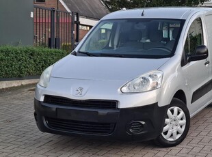 Peugeot Partner 1.6HDI 3PL Utility 66kw Euro 5 inclusief BTW