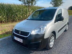 Peugeot partner lichte bestelwagen 1600HDI navi 86.000km