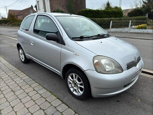 Toyota Yaris 1.0 ATV i