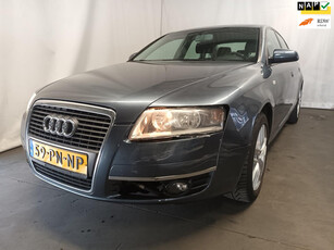 Audi A6 Limousine 2.4 Pro Line - Achter / Front Schade - Motor Management Brandt