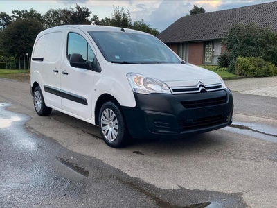 Citroen Berlingo 1.6hdi Automaat bj 2017 gekeurd vvk