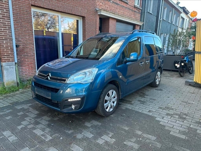 Citroen Berlingo 1.2i 2017/66.000km/Navi