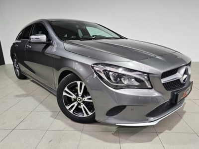 Mercedes CLA180