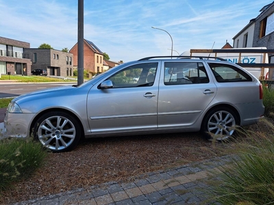 Nette skoda octavia rs benzine 200Pk