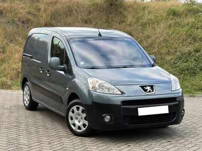 Peugeot Partner 1.6 HDi 90Ch 2x porte coulissante full optio