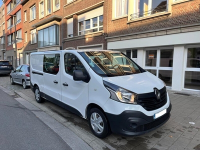 Renault Trafic 2015 LONG 1.6DCI Dubbele Cabine GEKEURD