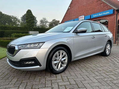 Skoda Octavia Skoda Octavia Combi Ambition 1.4 TSI PHEV DDS