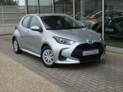 Toyota Yaris HYBRID Dynamic *GPS* +Parkeercamera +Carplay