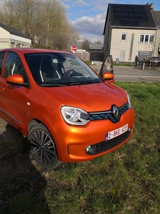 Twingo E-Tech INTENS R80 van 2022