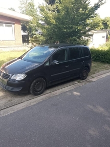 Volkswagen Touran te koop voor export(nieuwe motor)