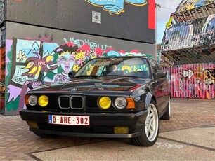 BMW e34 525i