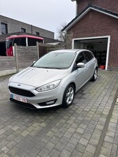 Ford focus 1.0 benzine ecoboost blanco gekeurd voor verkoop